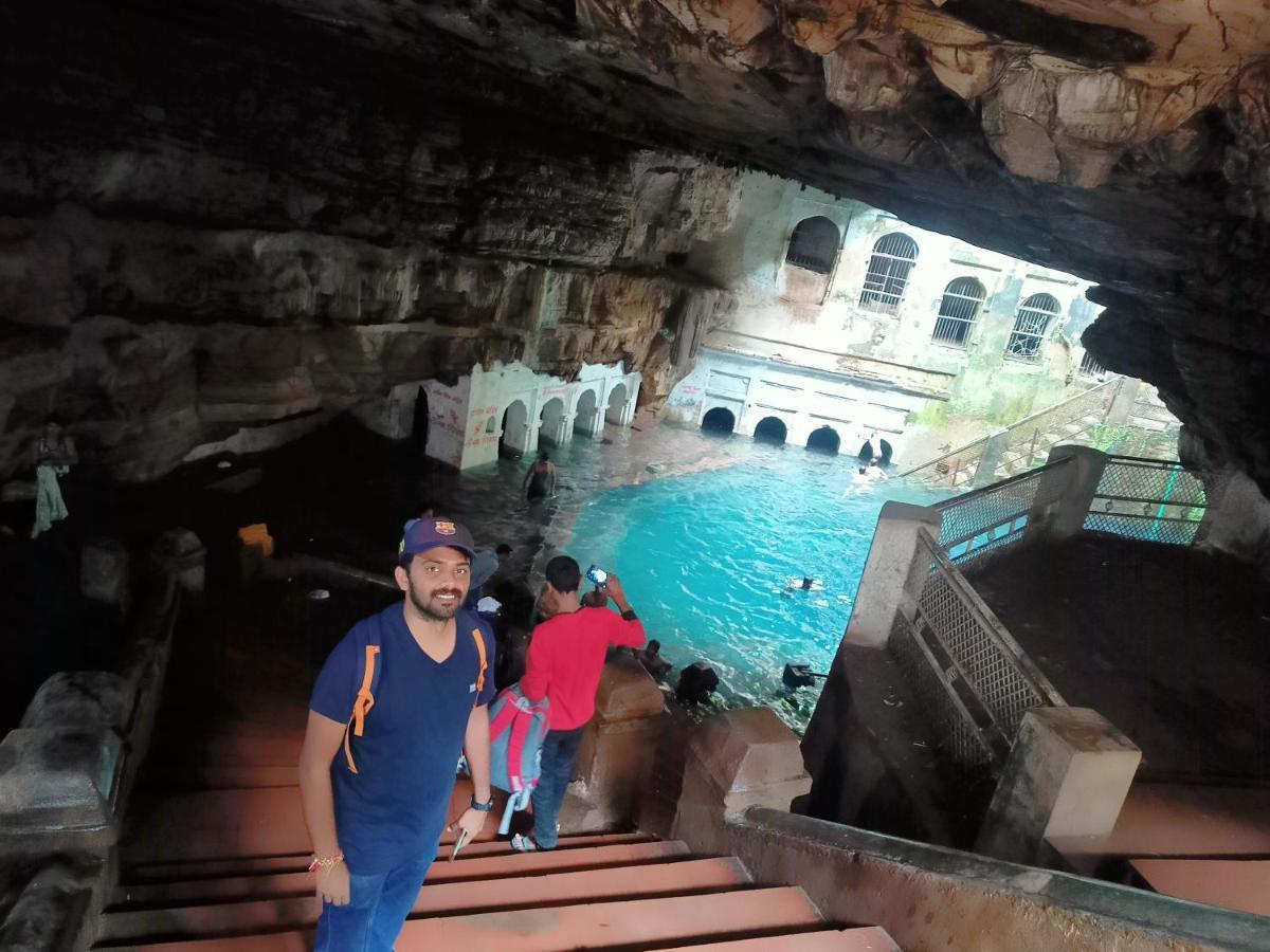 Holiday Home Stay Khajuraho Bagian luar foto