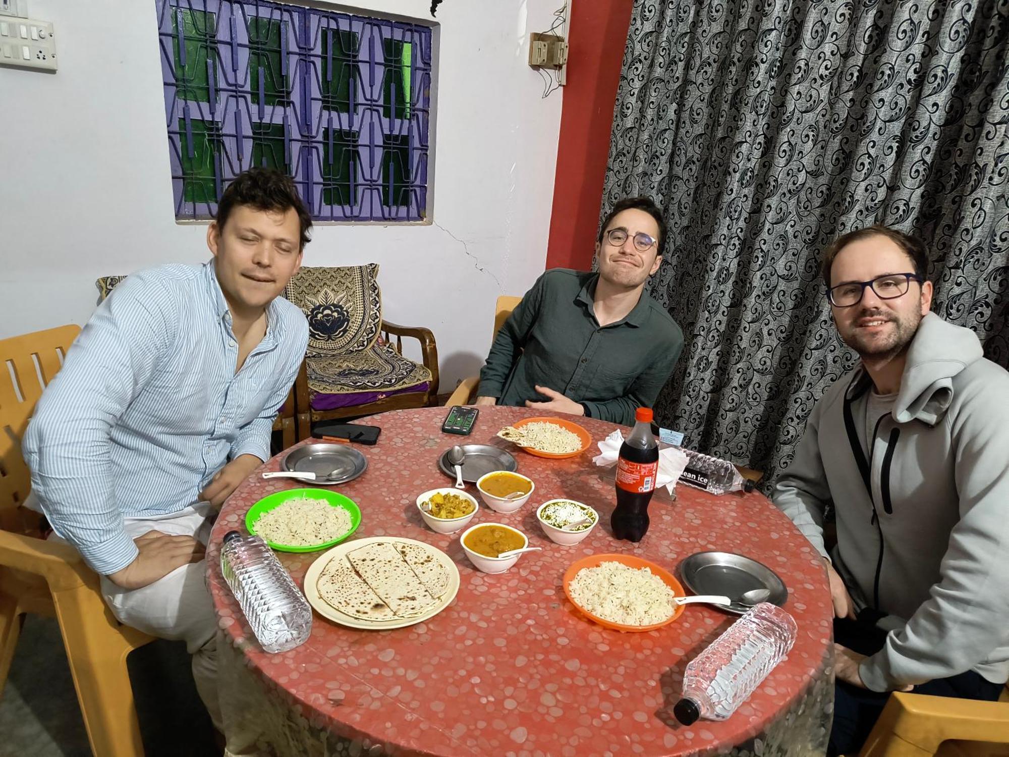 Holiday Home Stay Khajuraho Bagian luar foto