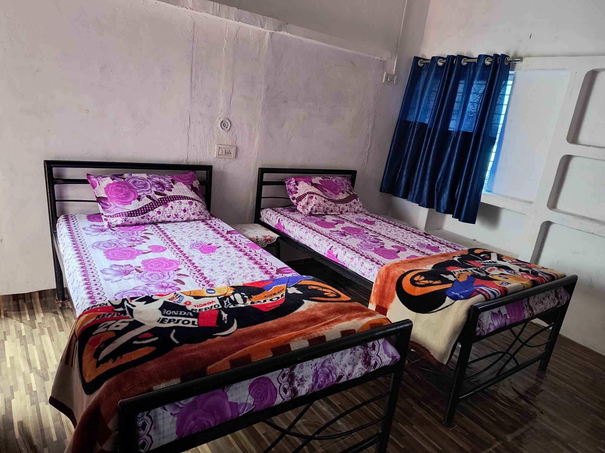 Holiday Home Stay Khajuraho Bagian luar foto