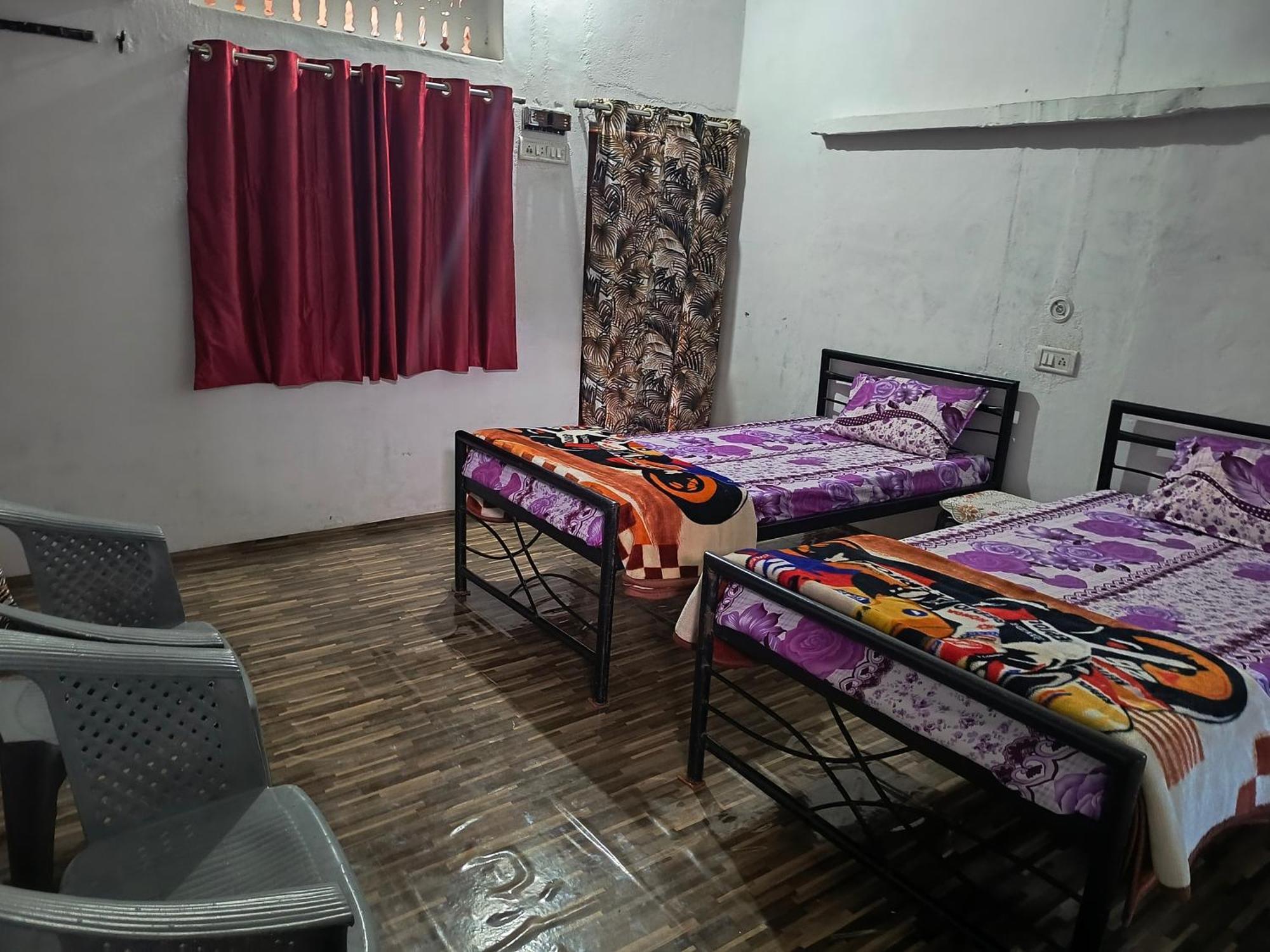 Holiday Home Stay Khajuraho Bagian luar foto
